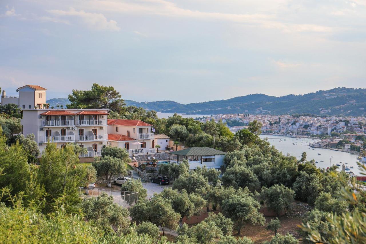 Takis Studios Ksanemos Bagian luar foto